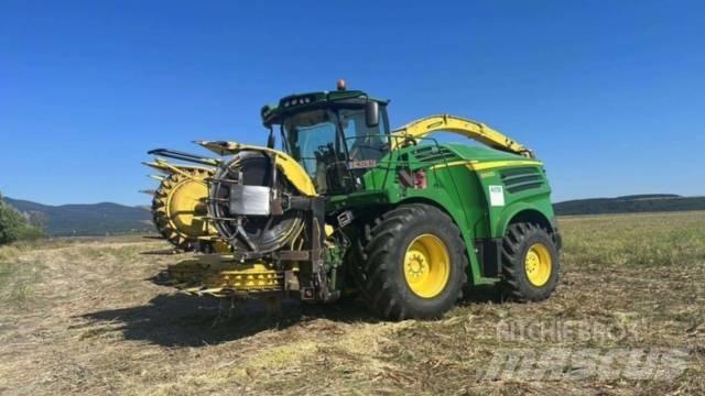 John Deere 8600 Strojevi za krmu na vlastiti pogon