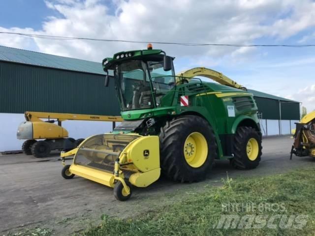 John Deere 8600 Strojevi za krmu na vlastiti pogon