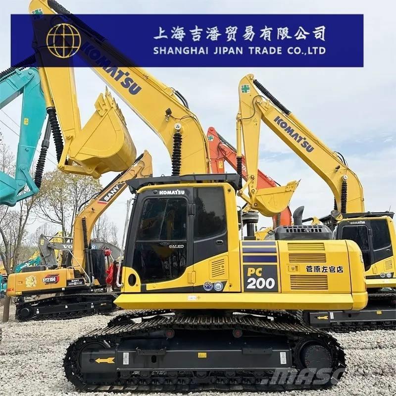 Komatsu PC 220-8 Bageri gusjeničari