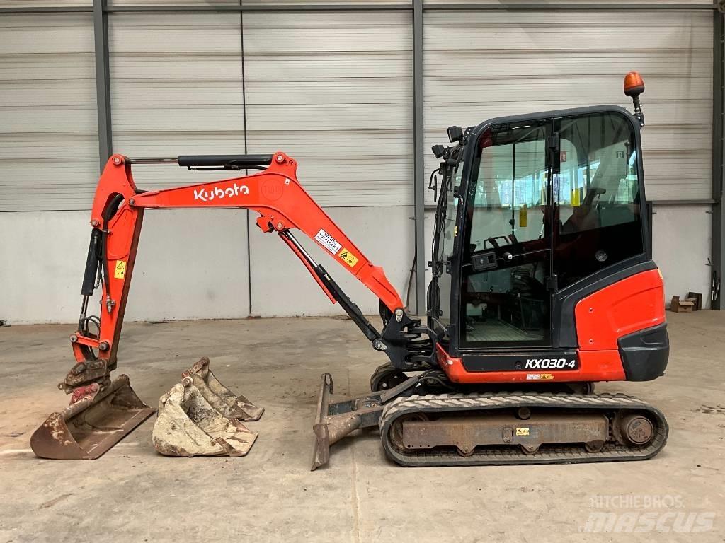 Kubota KX 030-4 Mini bageri <7t