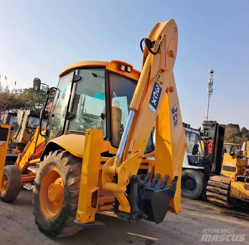 JCB 3 CX Utovarni rovokopači