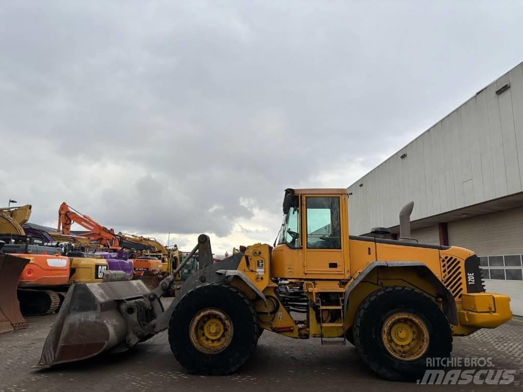 Volvo L 120 E Utovarivači na kotačima