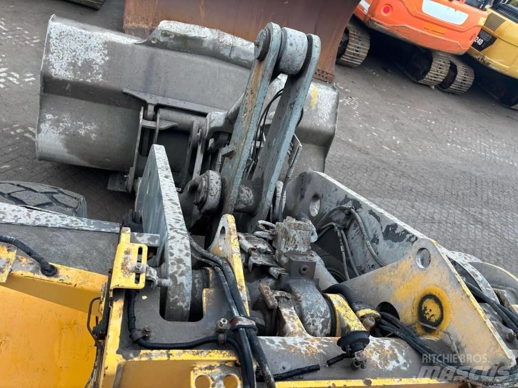 Volvo L 120 E Utovarivači na kotačima