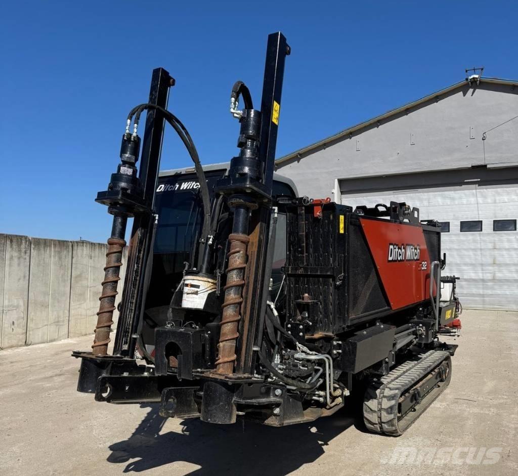 Ditch Witch AT32 Oprema za vodoravno usmjerenje bušenja