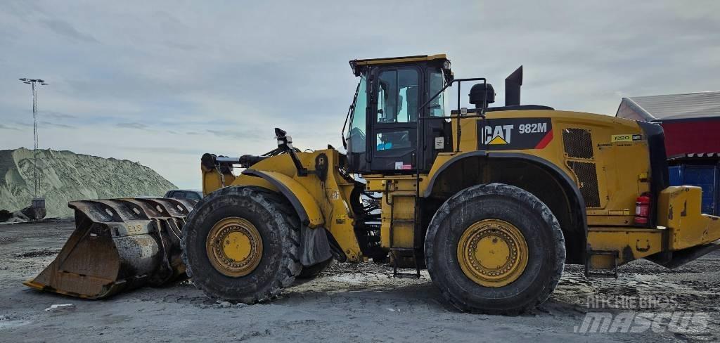 CAT 982 M Utovarivači na kotačima