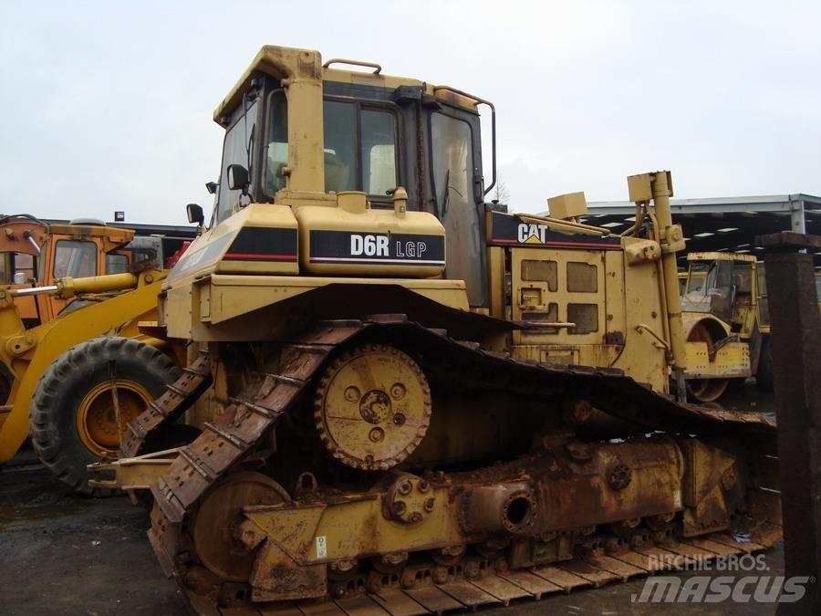 CAT D 6 R DS LGP III Buldožeri gusjeničari