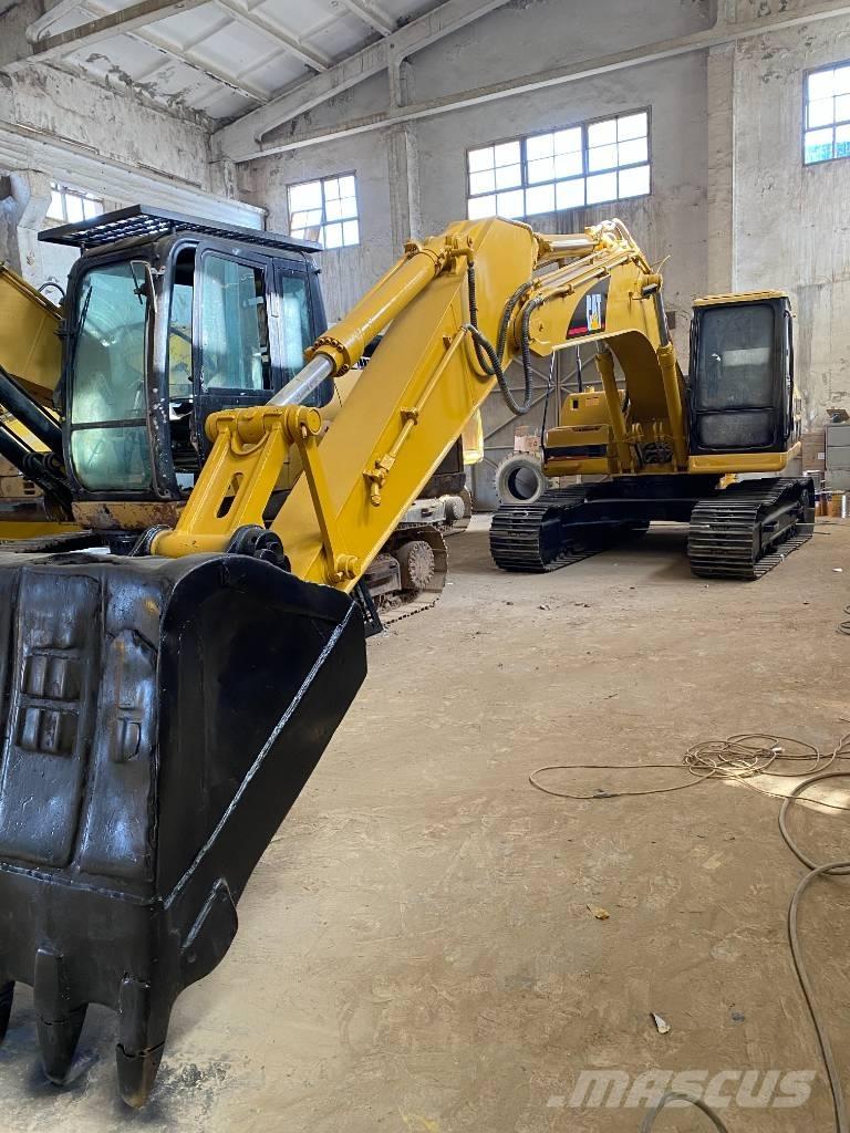 CAT 320 B Bageri gusjeničari
