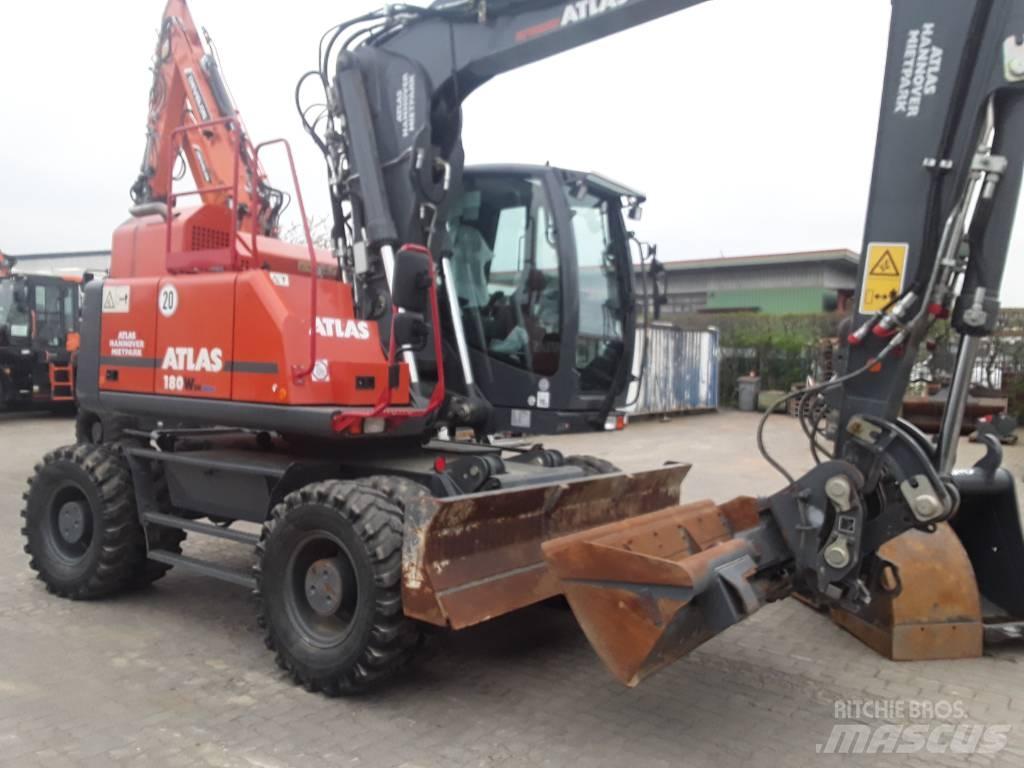 Atlas 180WSR Bageri na kotačima