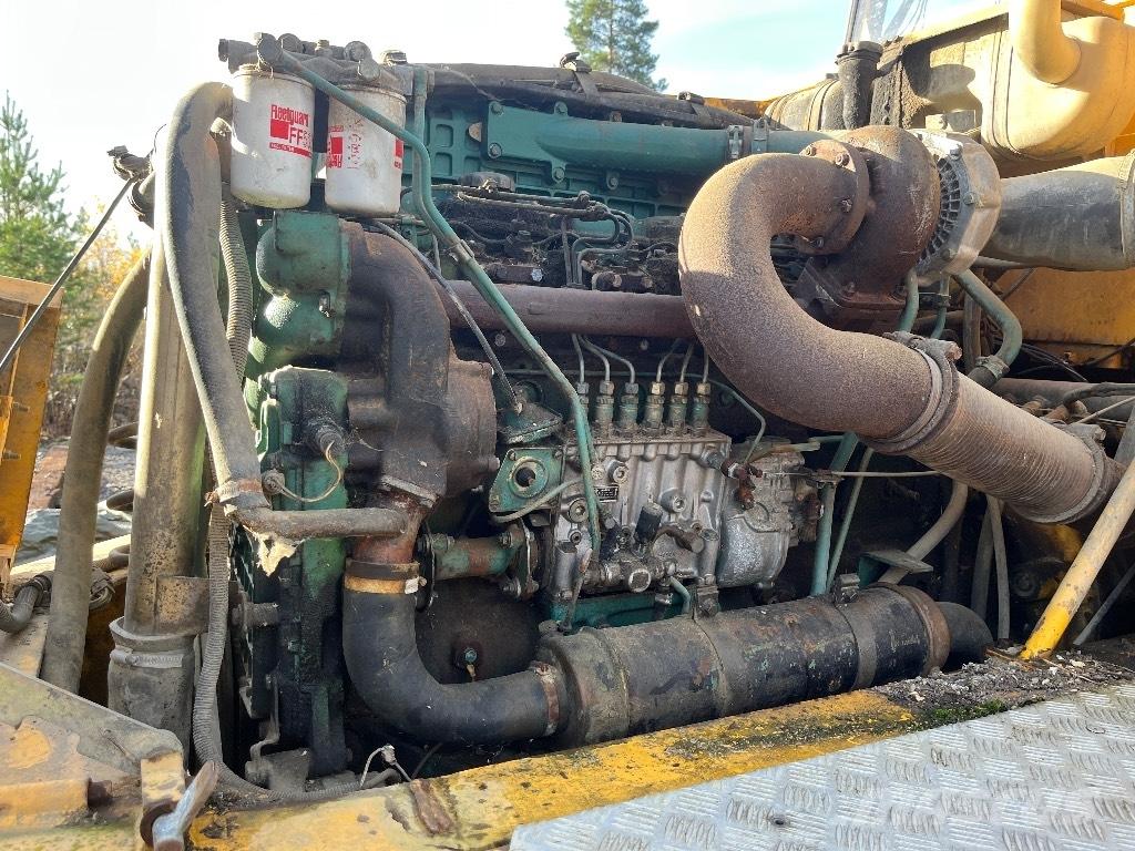 Volvo A 30 Zglobni demperi