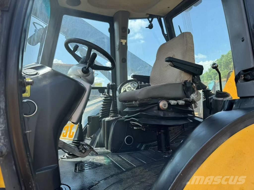 JCB 3 CX Utovarni rovokopači