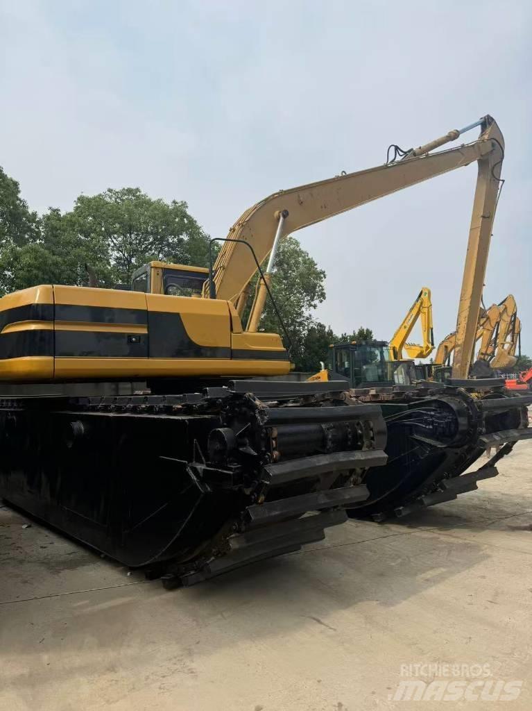 CAT 320B Amfibijski bageri