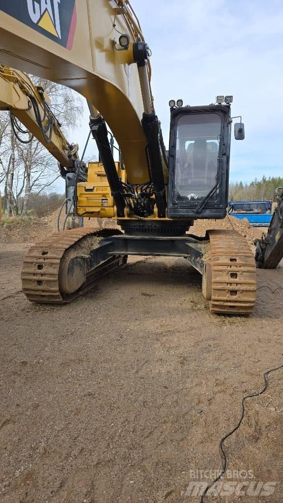CAT 352 F Bageri gusjeničari
