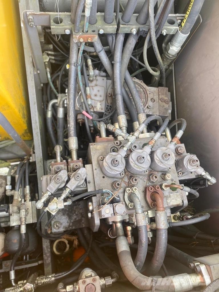 Volvo Ew160B Bageri na kotačima