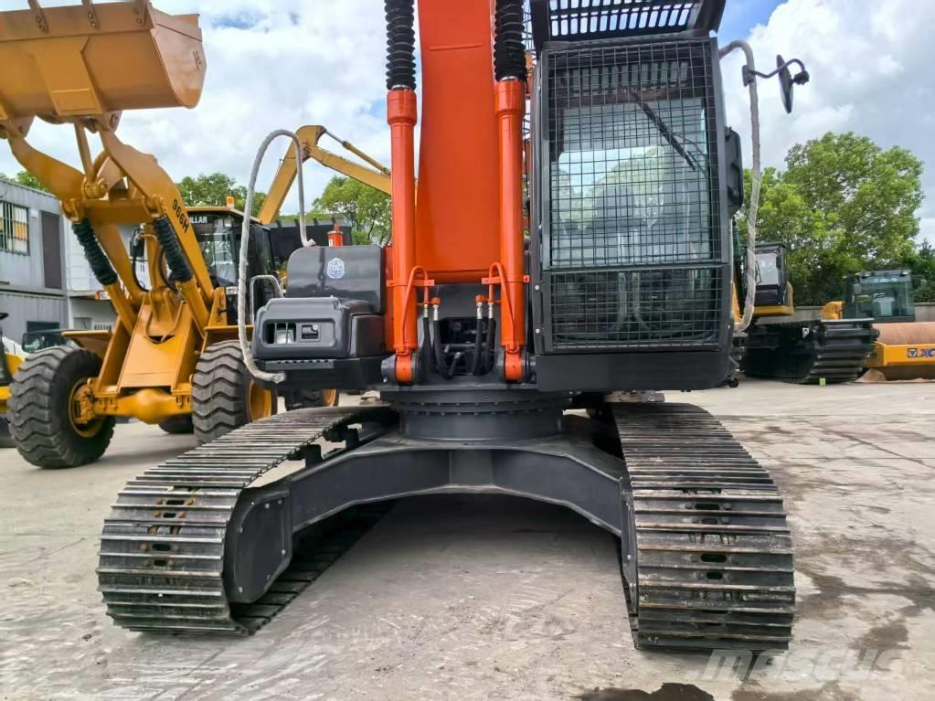 Hitachi ZX240-3G Mini bageri <7t