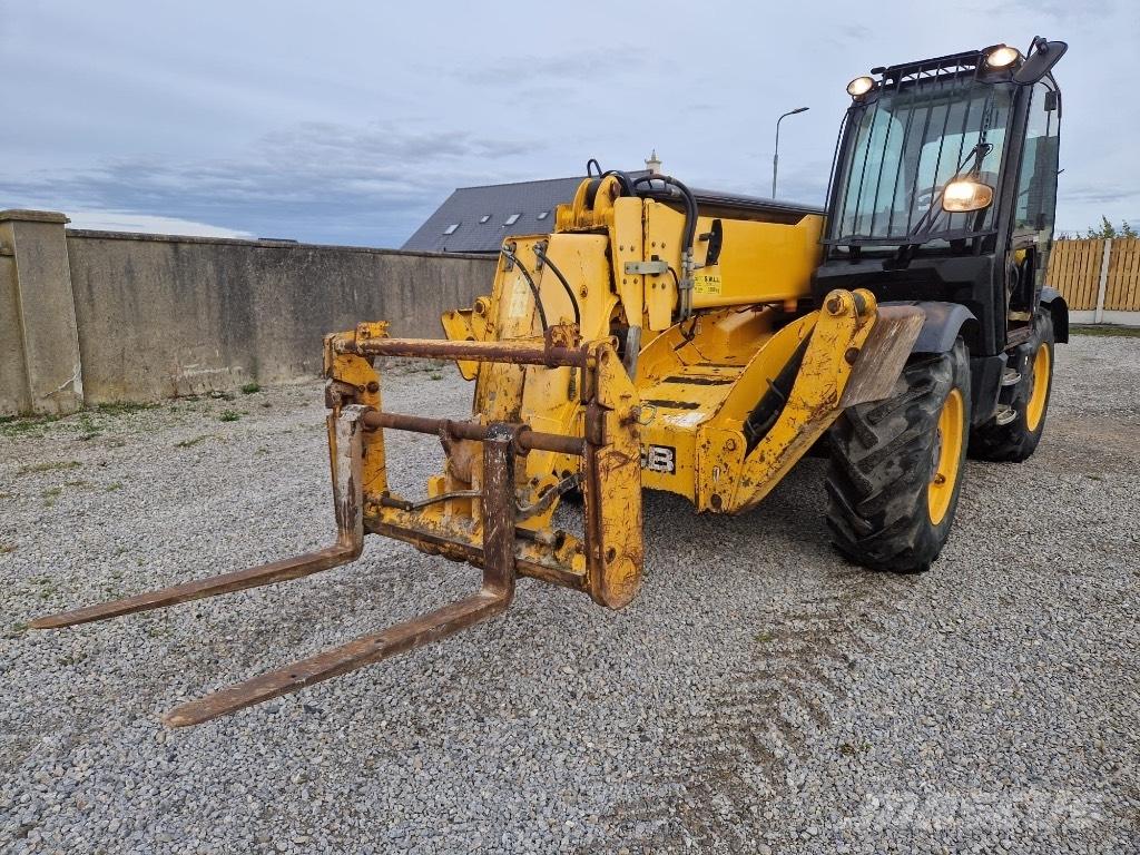 JCB 535-140 Teleskopski viličari
