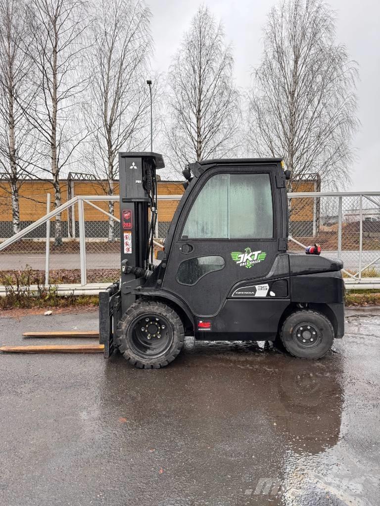 Mitsubishi FD 35 N3 Dizelski viličari