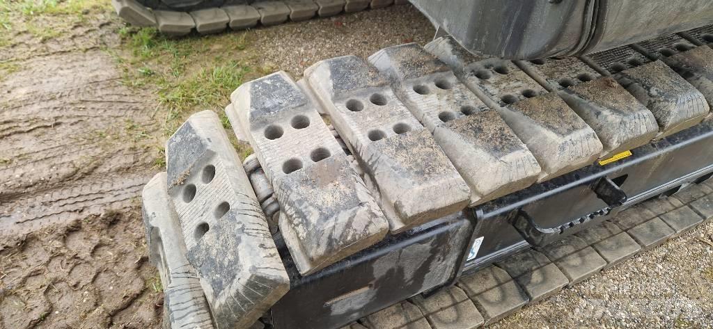 Hitachi ZX 130-7 Bageri gusjeničari
