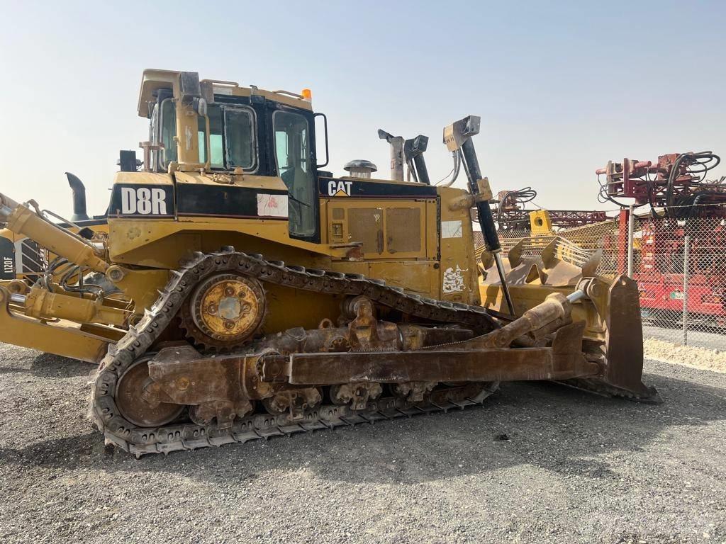 CAT D 8 R Buldožeri gusjeničari