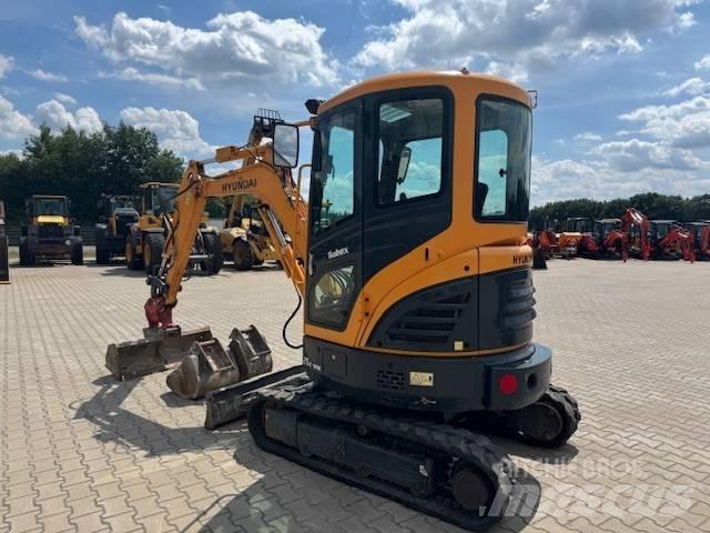 Hyundai R25Z-9 AK Mini bageri <7t