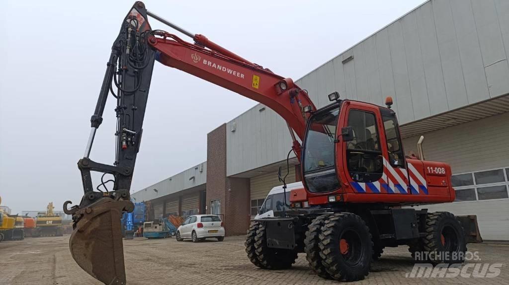 Fiat-Hitachi EX135W Bageri na kotačima