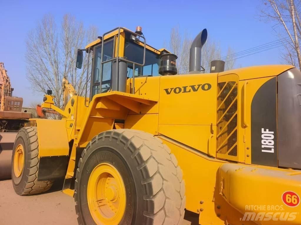Volvo L 180 F Utovarivači na kotačima