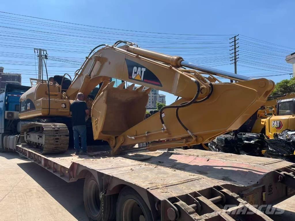 CAT 320 C L Bageri gusjeničari