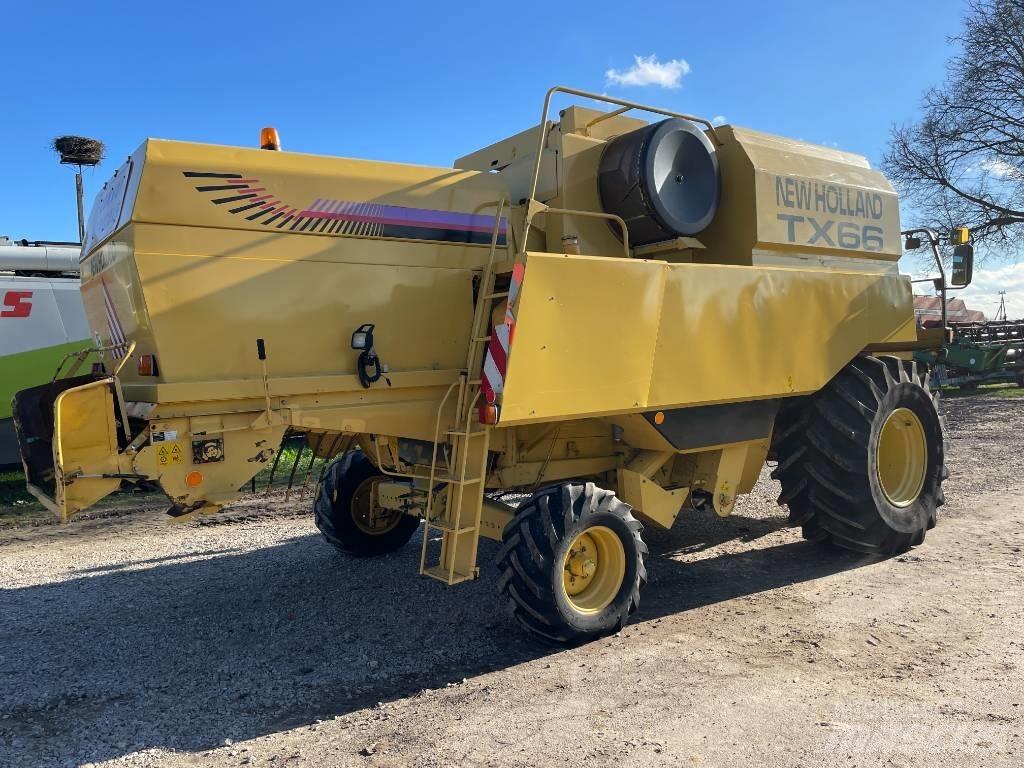 New Holland TX 66 Kombajni