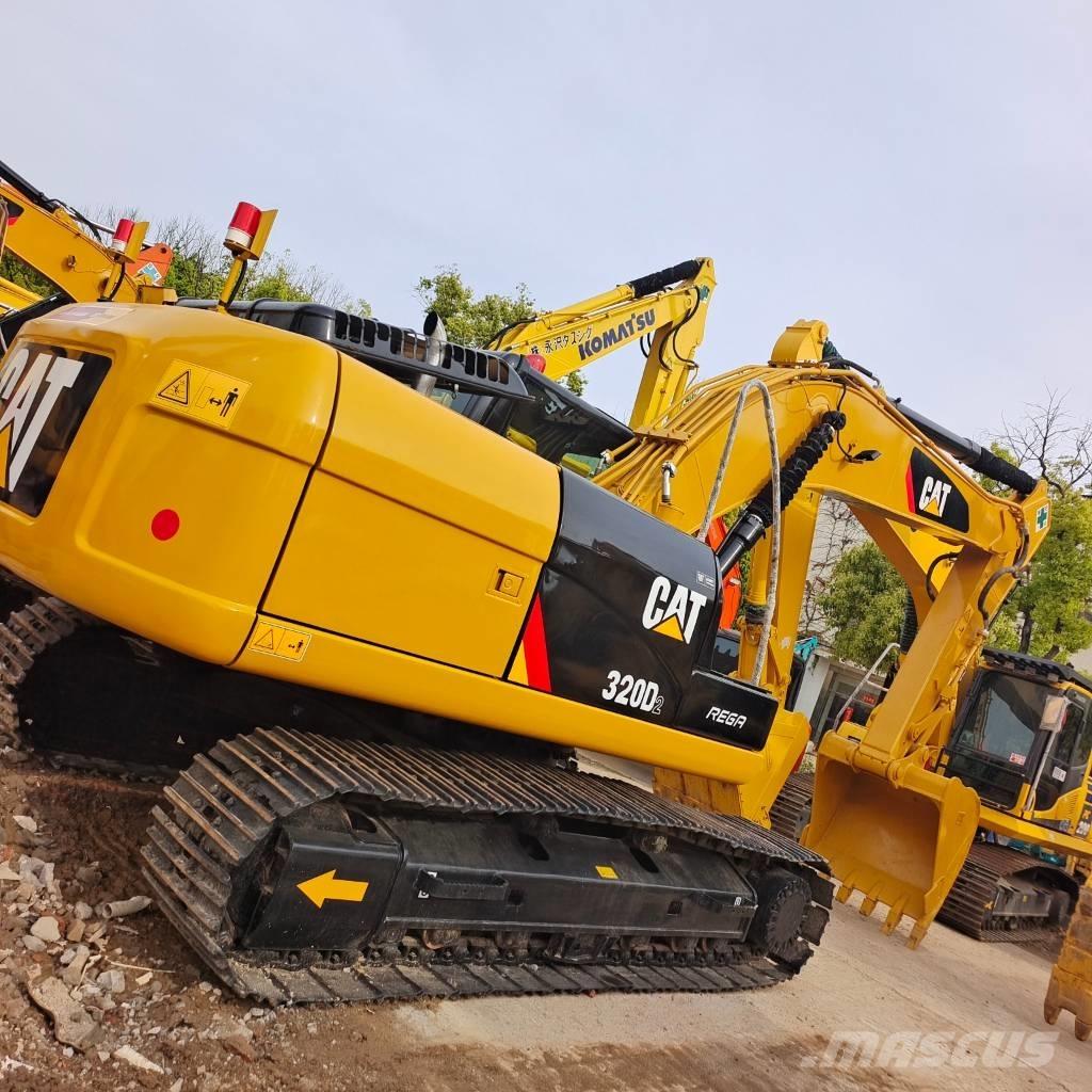 CAT 320 D2 Bageri gusjeničari
