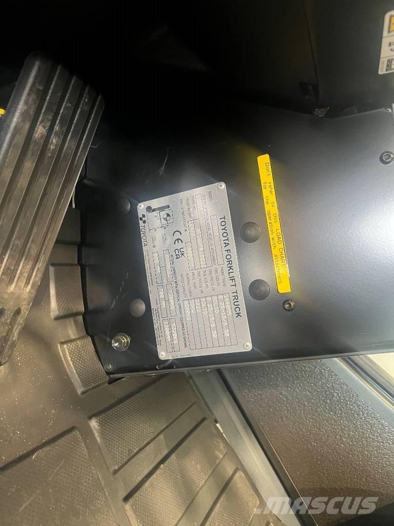 Toyota 8 FD 80 F Dizelski viličari