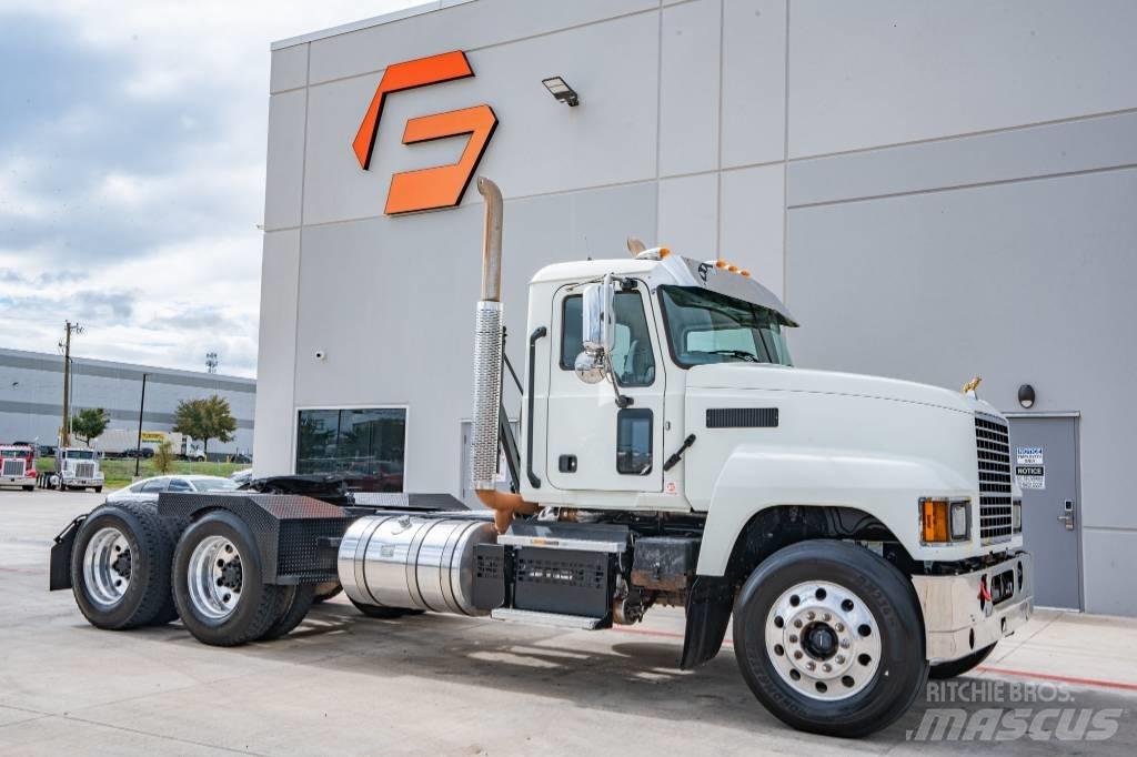 Mack Pinnacle 64T Traktorske jedinice