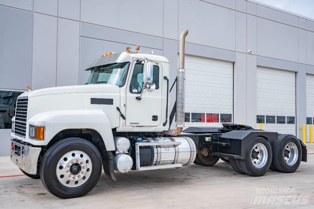 Mack Pinnacle 64T Traktorske jedinice