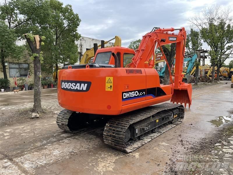 Doosan DX150 Bageri gusjeničari
