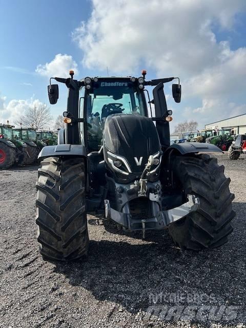 Valtra T 235 D Traktori