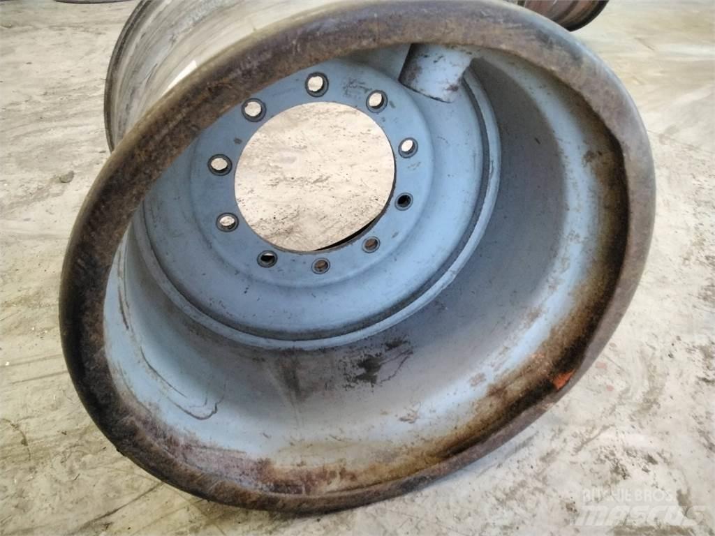 Valmet 860 24x26,5 Gume, kotači i naplatci