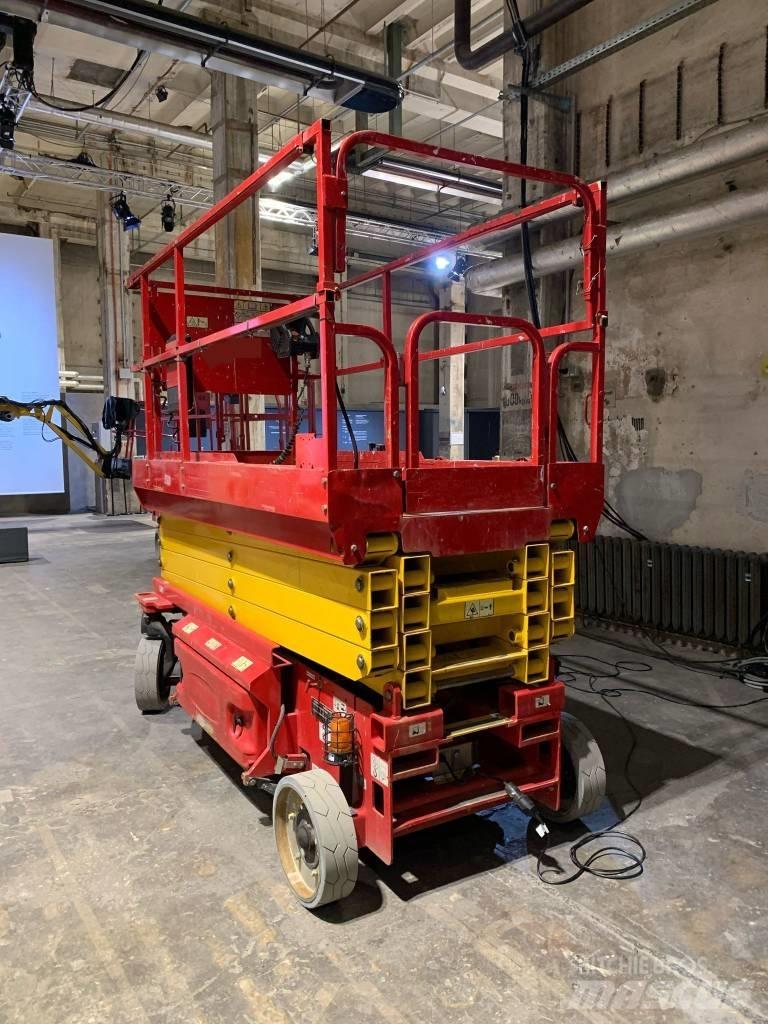 JLG 3246 ES Škaraste platforme