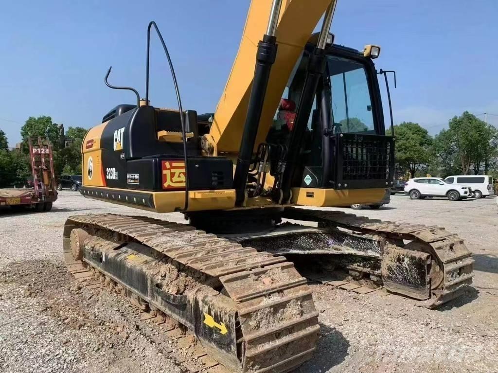 CAT 323D Bageri gusjeničari