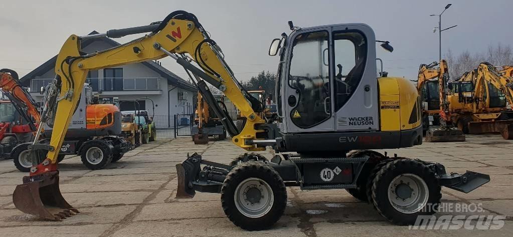 Wacker EW100 Bageri na kotačima
