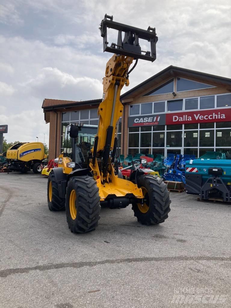 JCB TM 320 Poljoprivredni teleskopski utovarivači