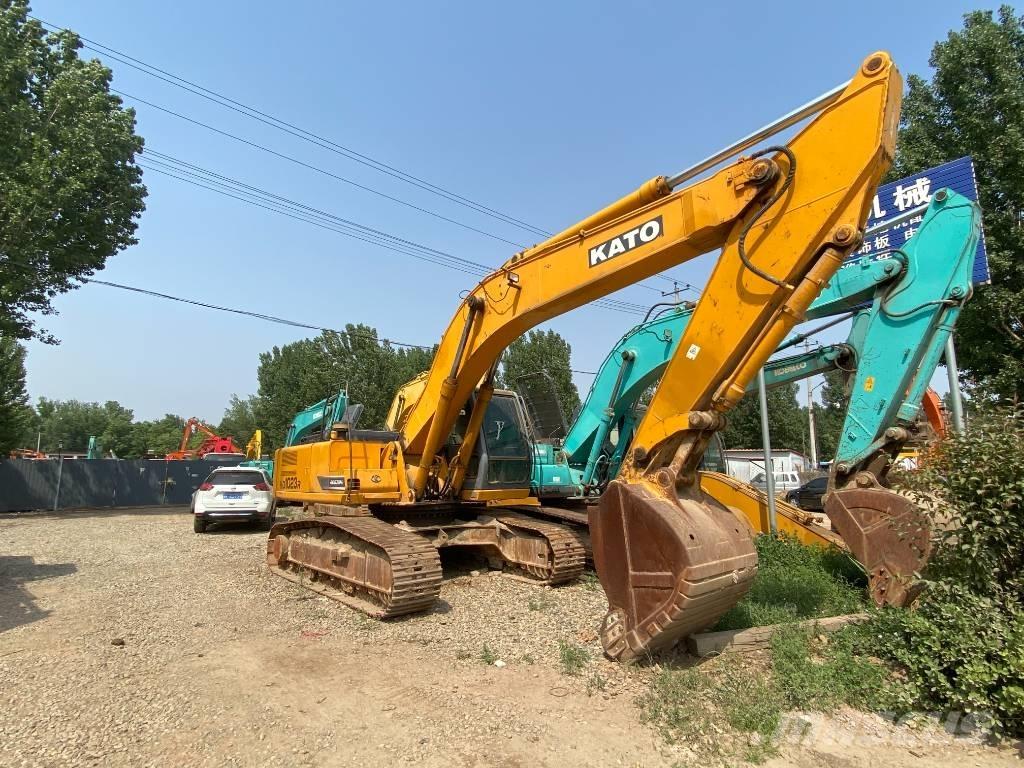 Kato HD 1023 R Bageri gusjeničari