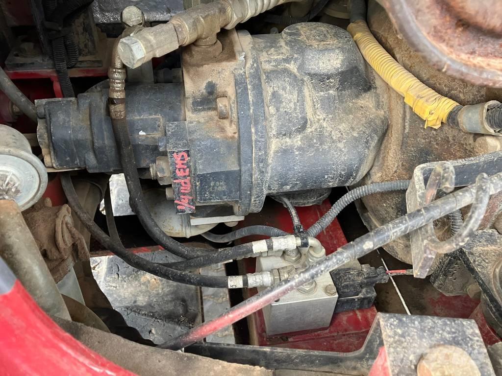 Takeuchi TB 250 Bageri gusjeničari