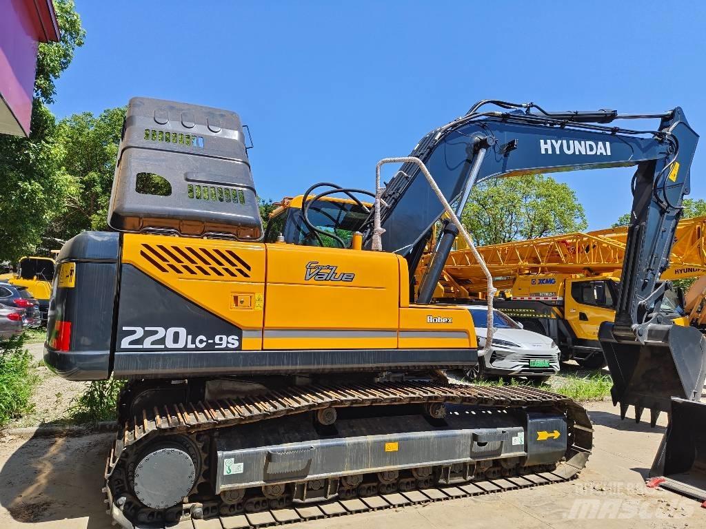 Hyundai Robex 220 LC Bageri gusjeničari