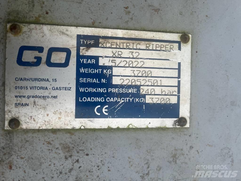 Xcentric XR32 Čekići
