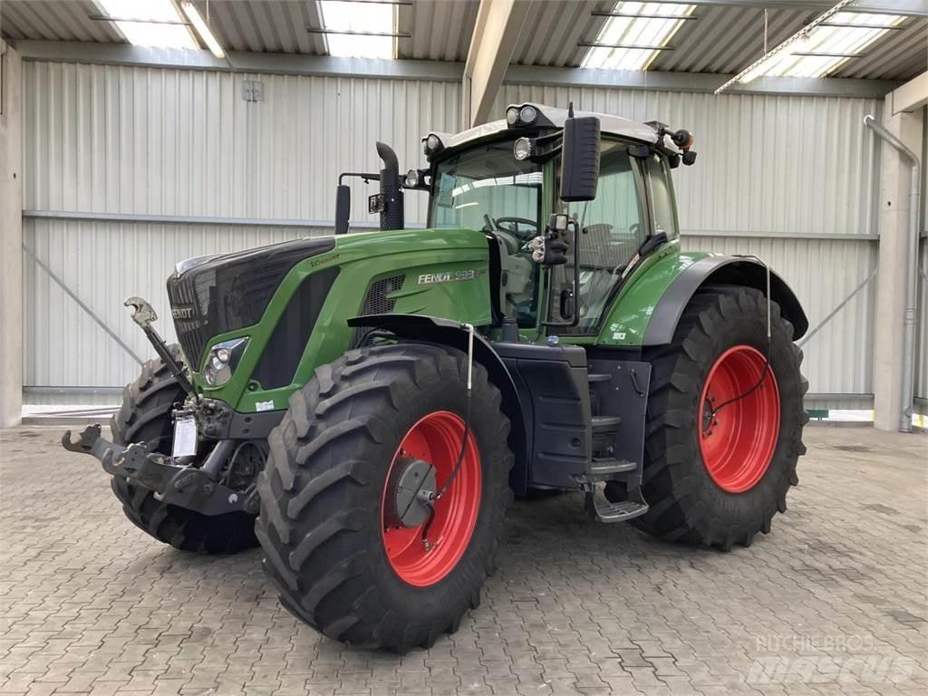 Fendt 933 Vario Traktori