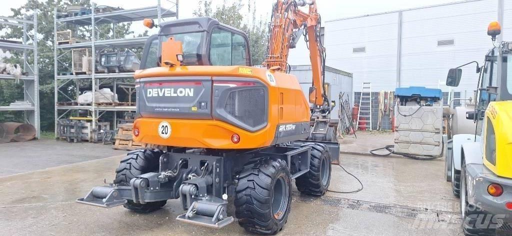 Doosan DX 100 W-7 Bageri na kotačima
