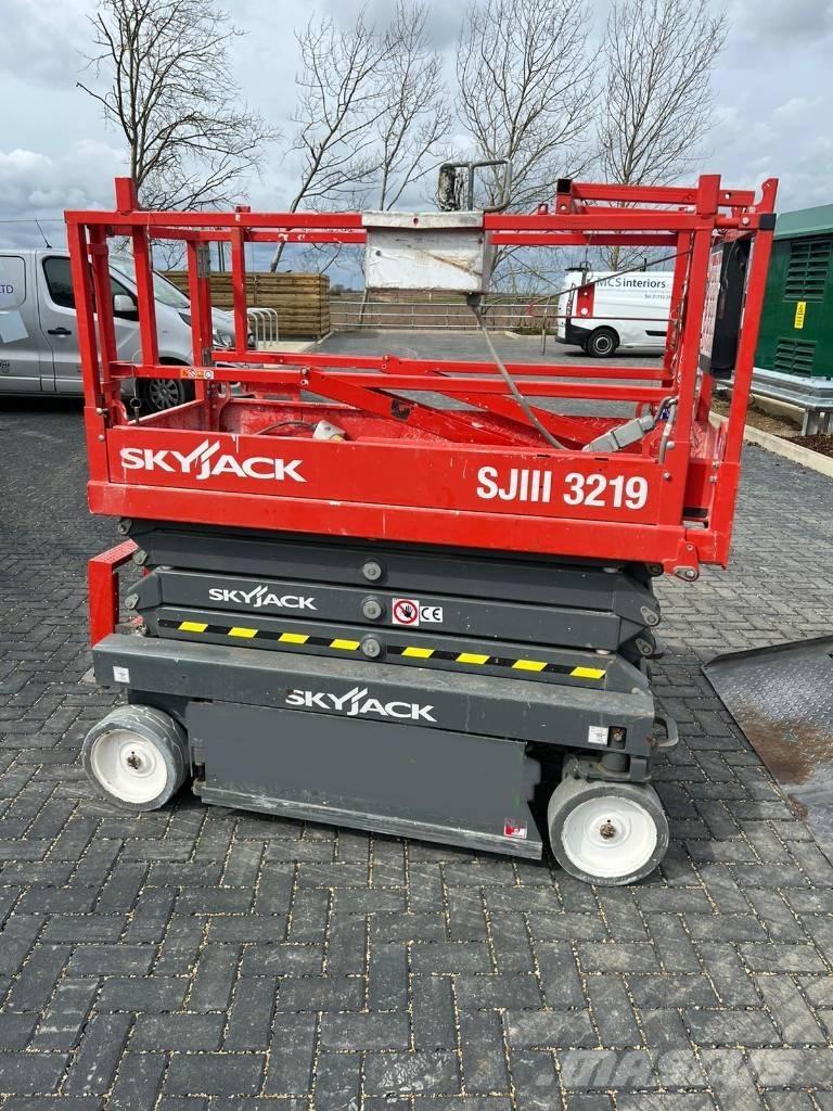 SkyJack SJ 3219 Škaraste platforme