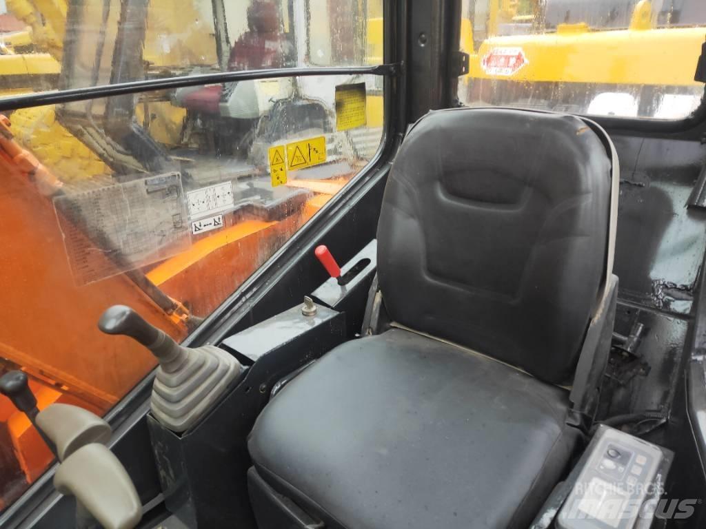 Hitachi ZX55 Mini bageri <7t