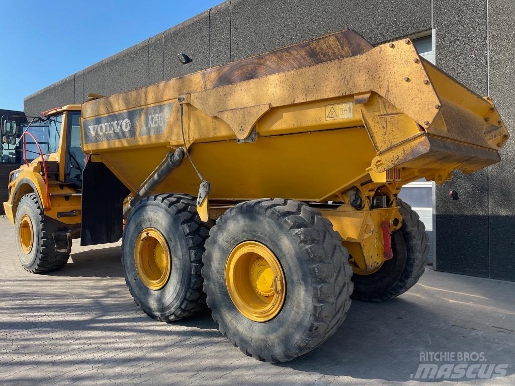 Volvo A25G Zglobni demperi