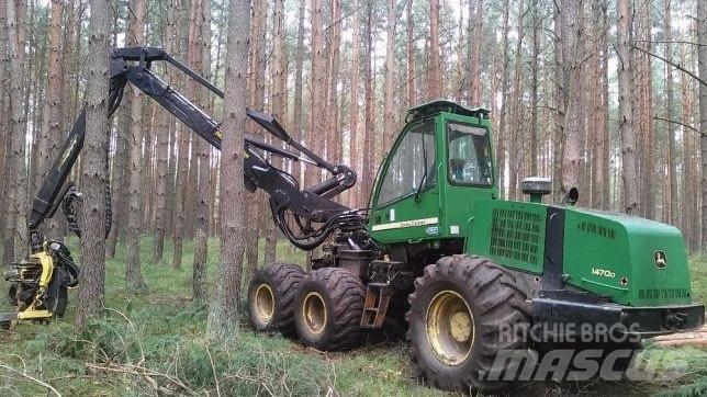 John Deere 1470D Harversteri