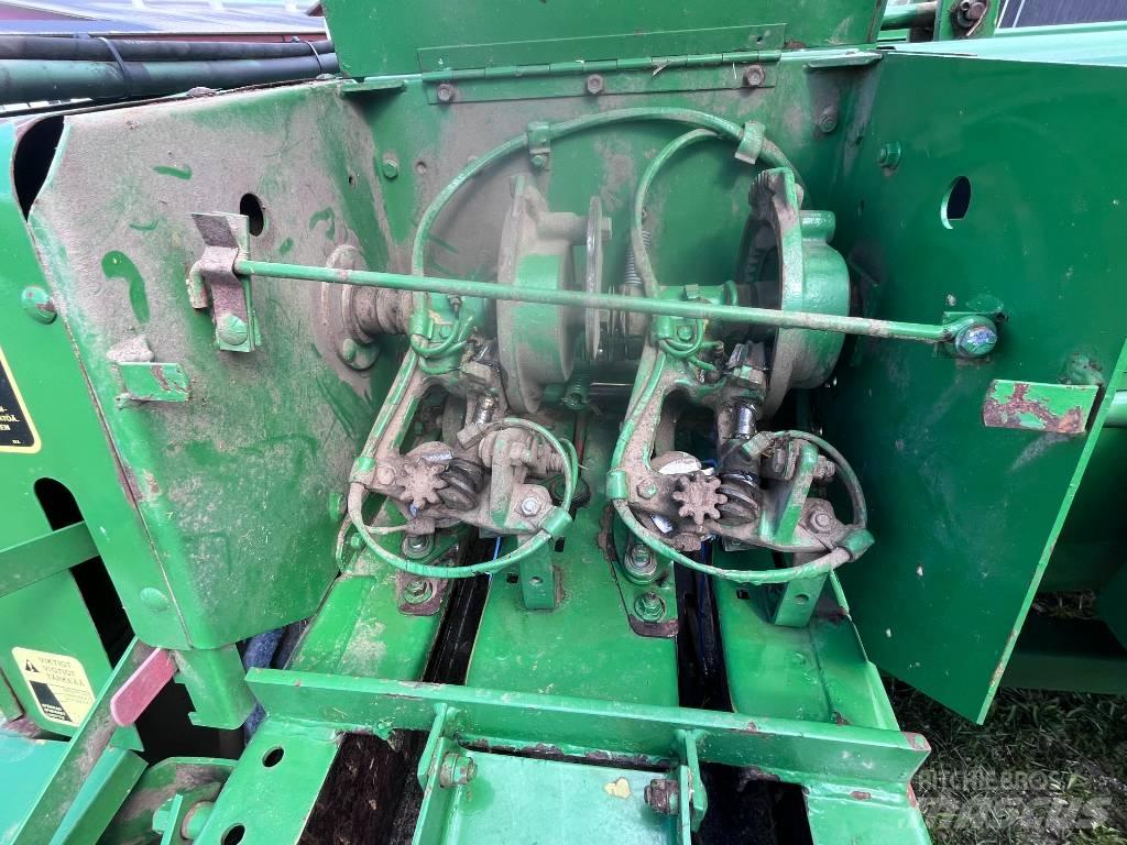 John Deere 359 Balirke za kockaste bale