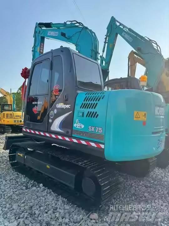 Kobelco SK 75 Bageri gusjeničari